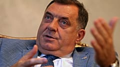 Nationalist Dodik siegt bei bosnischen Serben, Chaos bei Kroaten