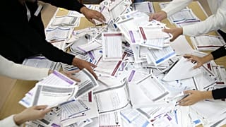 Bósnia-Herzegovina já escolheu os dois parlamentos que dividem o país