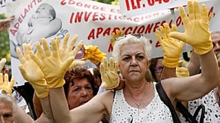 Bűnös, de felmentették az ellopott csecsemő ügyében megvádolt orvost