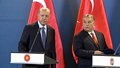 Θερμή υποδοχή Ερντογάν στη Βουδαπέστη