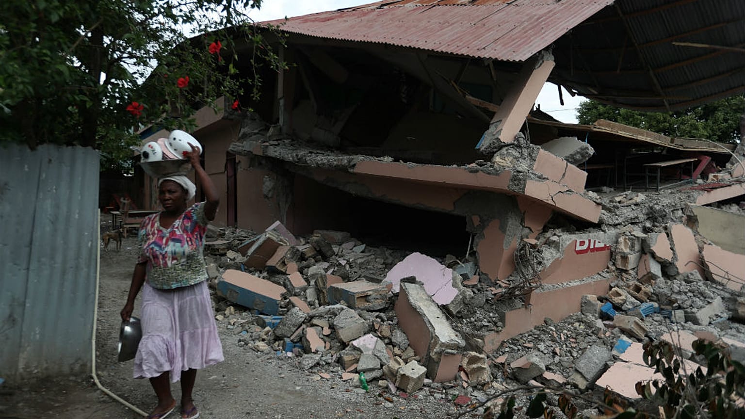 Haiti depreminde ölenlerin sayısı 15'e yükseldi