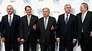 Μυστική συνάντηση Αναστασιάδη με Τσαβούσογλου