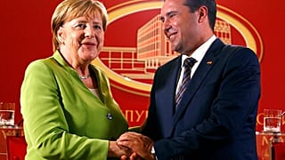 Μέρκελ: «Ιστορική ευκαιρία οι Πρέσπες»