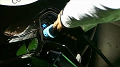 Automobile: l'électrique moins cher que l'essence