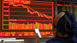 Küresel piyasalar genele yayılan satış baskısı ile negatif bir seyir izliyor