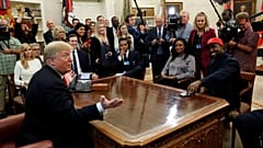 Kanye West ve Trump buluşmasında yaşanan 5 'gerçeküstü' an