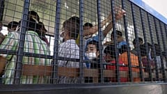 Malezya, Çin'in iadelerini istediği 11 Uygur Türkünü serbest bıraktı