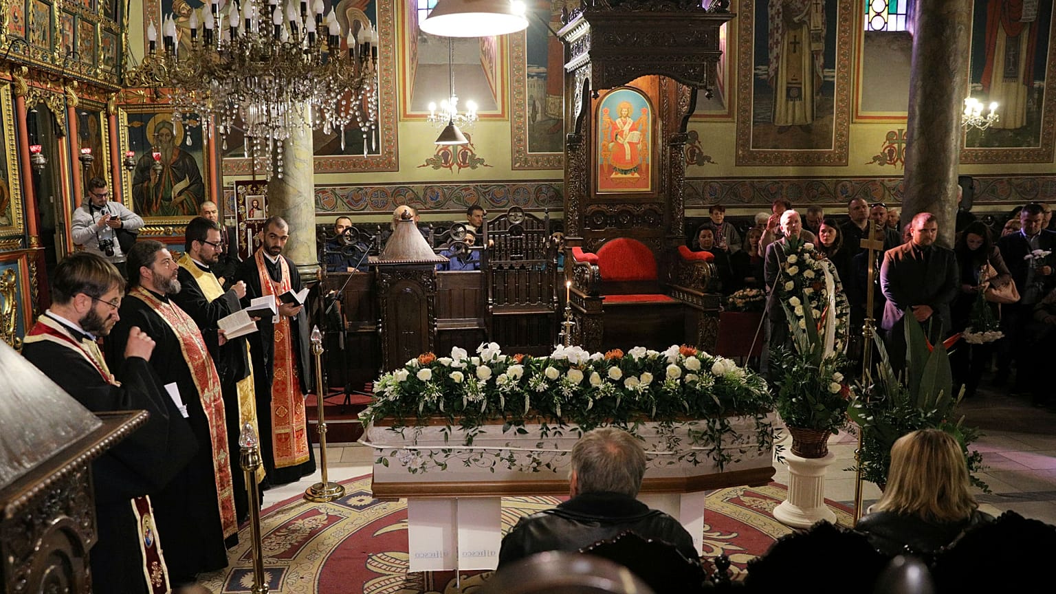 Cinayete kurban giden Bulgar gazeteci son yolculuğuna uğurlandı
