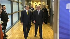 Γιούνκερ προς Όρμπαν: «Δεν έχεις θέση στο Ευρωπαϊκό Λαι¨κό Κόμμα» 