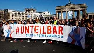 #UNTEILBAR-Demo in Berlin: 10 der besten Fotos und Tweets