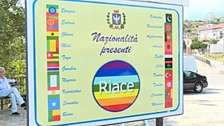 Salvini ordena redistribuição de migrantes de Riace