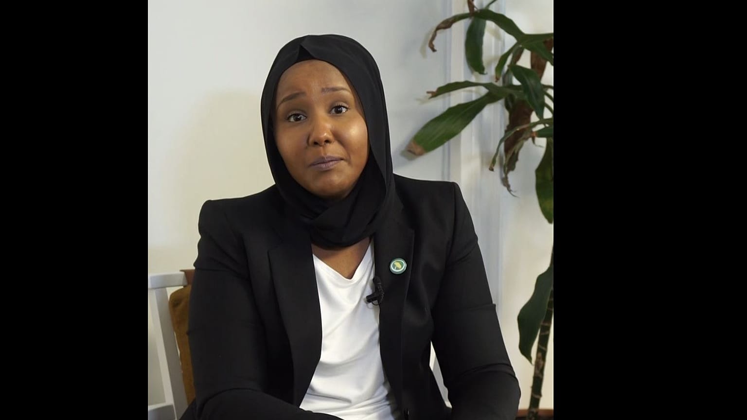 لقاء حصري مع ليلى علي علمي.. أول نائبة محجبة تحت قبة البرلمان السويدي