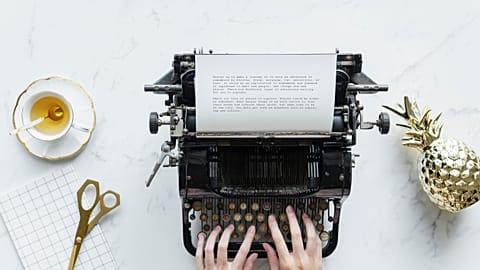 Día de las Escritoras: ¿Quiénes son las autoras más traducidas?
