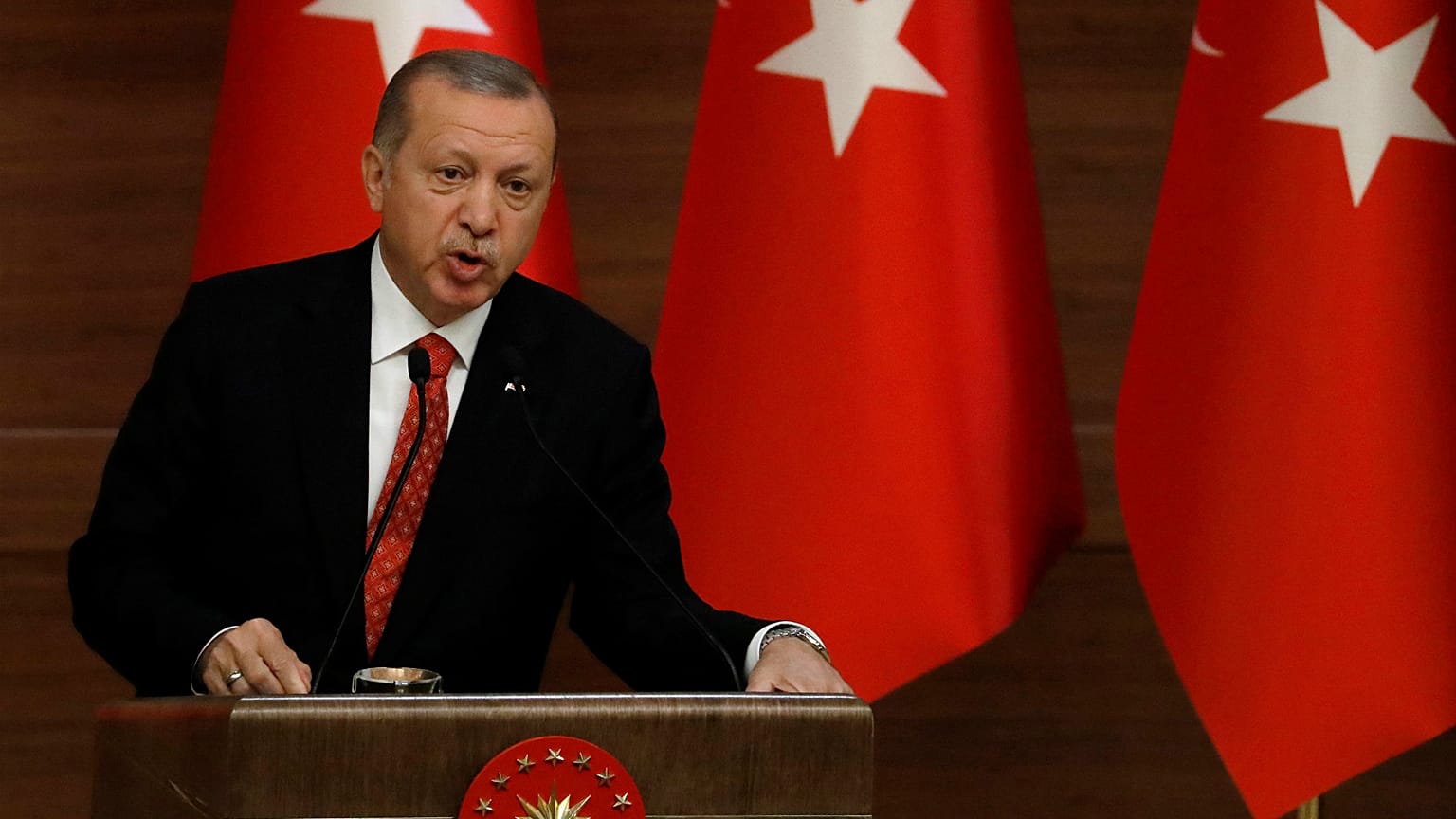 Erdoğan'dan EYT tepkisi: Dünyanın hiçbir yerinde 38 yaşında emekli olunamaz