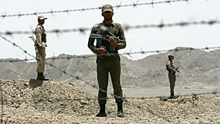 سپاه پاسداران: پاکستان سریعا مرزبانان ایرانی ربوده شده را آزاد کند