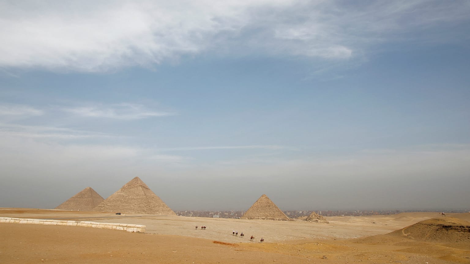 تمديد حالة الطوارئ في جميع محافظات مصر