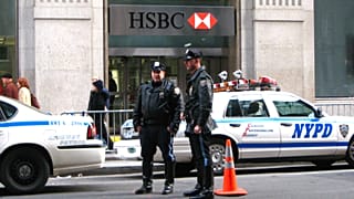New York 25 yıldır ilk defa silahlı saldırının olmadığı bir haftasonu geçirdi