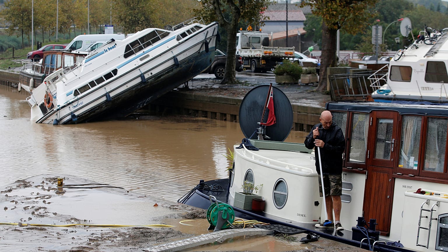 Maltempo in Francia: in ginocchio la Valle dell'Aude