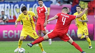 جانب من مباراة رومانيا وسويسرا