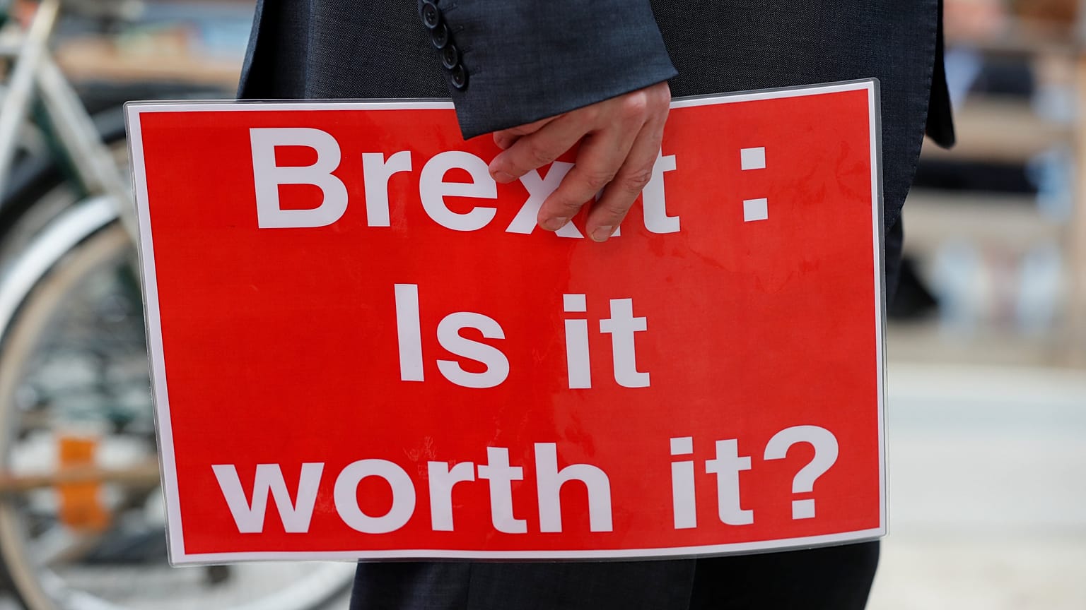 Brexit: egyre többen tartanak életszínvonaluk csökkenésétől