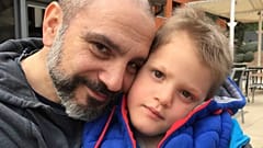 En zor kararı verdi, en zor acıyı yaşadı. Özkırımlı kansere yakalanan oğlunun mücadelesini anlatıyor