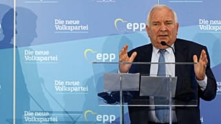 Daul: senki nem kérte a Fidesz kizárását a Néppártból