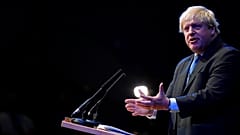 Políticos británicos critican los comentarios de Boris Johnson del "chaleco suicida"