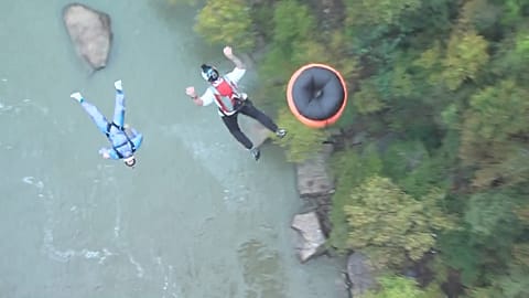 Jumpers celebrate 39th anniversary of West Virginia bridge 