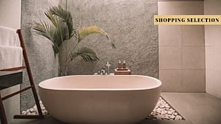 Plastic-free bathroom essentials 