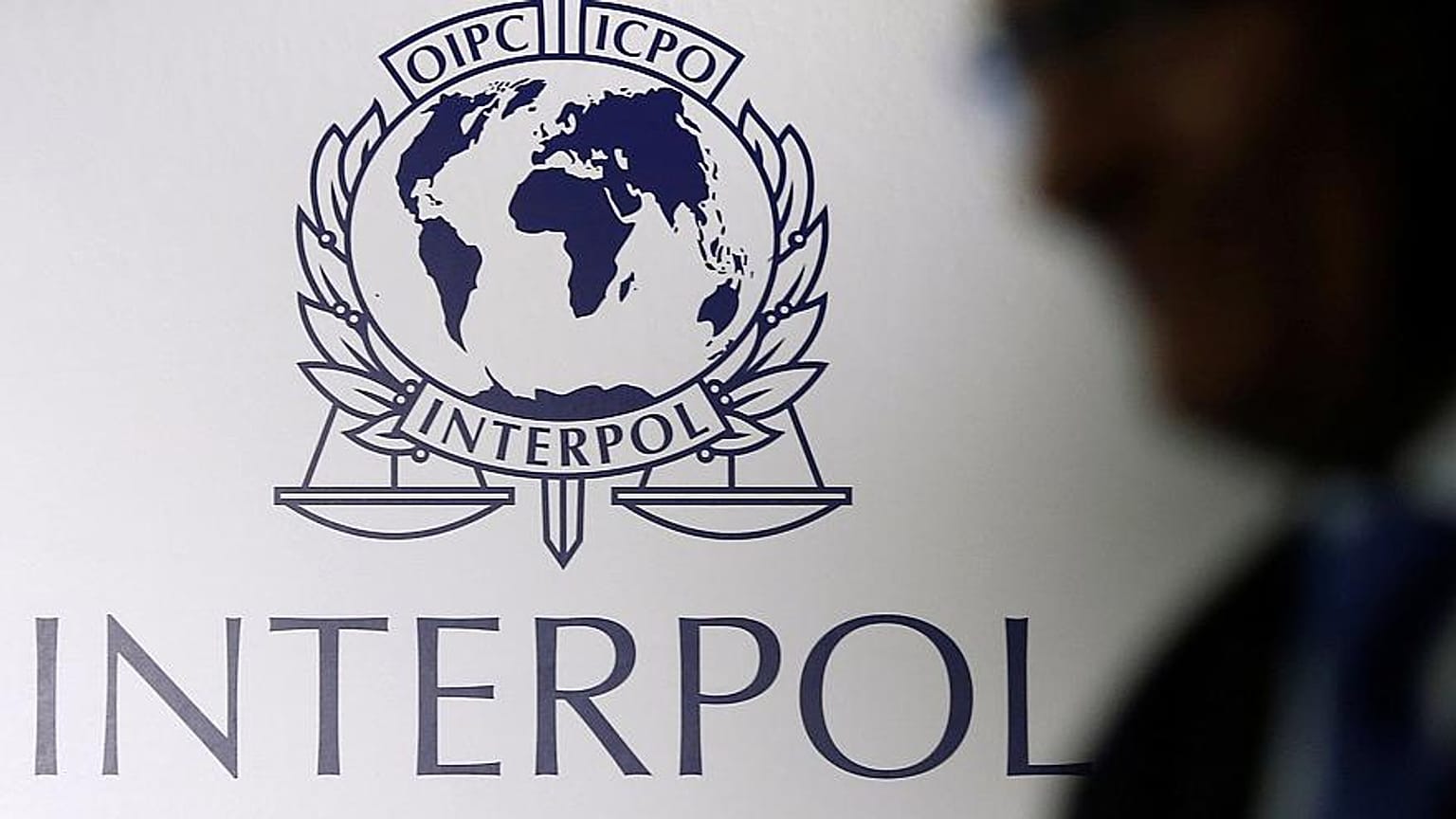Eski Interpol başkanının eşi: Kocamın hayatta olduğundan emin değilim