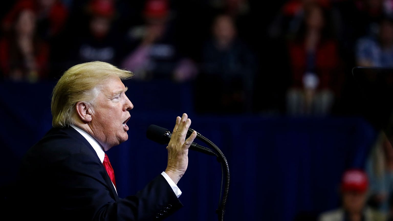 Trump'tan, Çin ve Rusya'ya karşı nükleer cephanelik kurma tehdidi