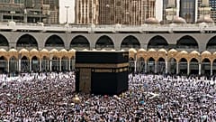 مسلمون أتراك يكتشفون بعد قرابة 4 عقود أنهم يصلّون في الاتجاه الخاطئ