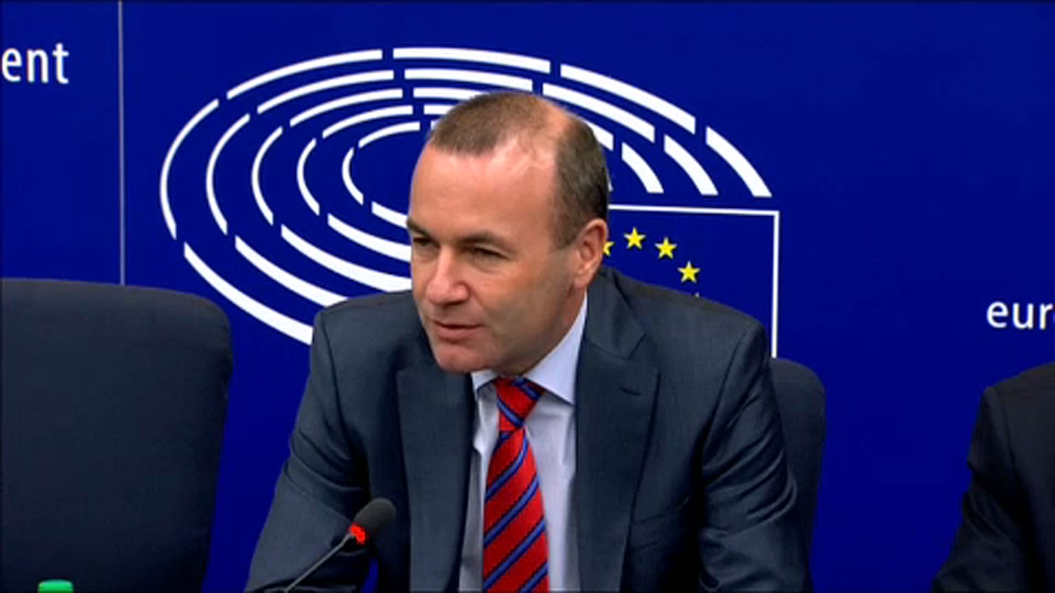 Manfred Weber: "Csalódott vagyok, amiért én nem szereplek a magyar kormány kampányában"