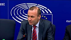 Manfred Weber: "Csalódott vagyok, amiért én nem szereplek a magyar kormány kampányában"