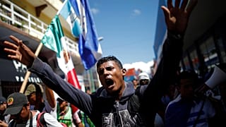 Trump behauptet, Kriminelle seien unter den Menschen in der Karawane 