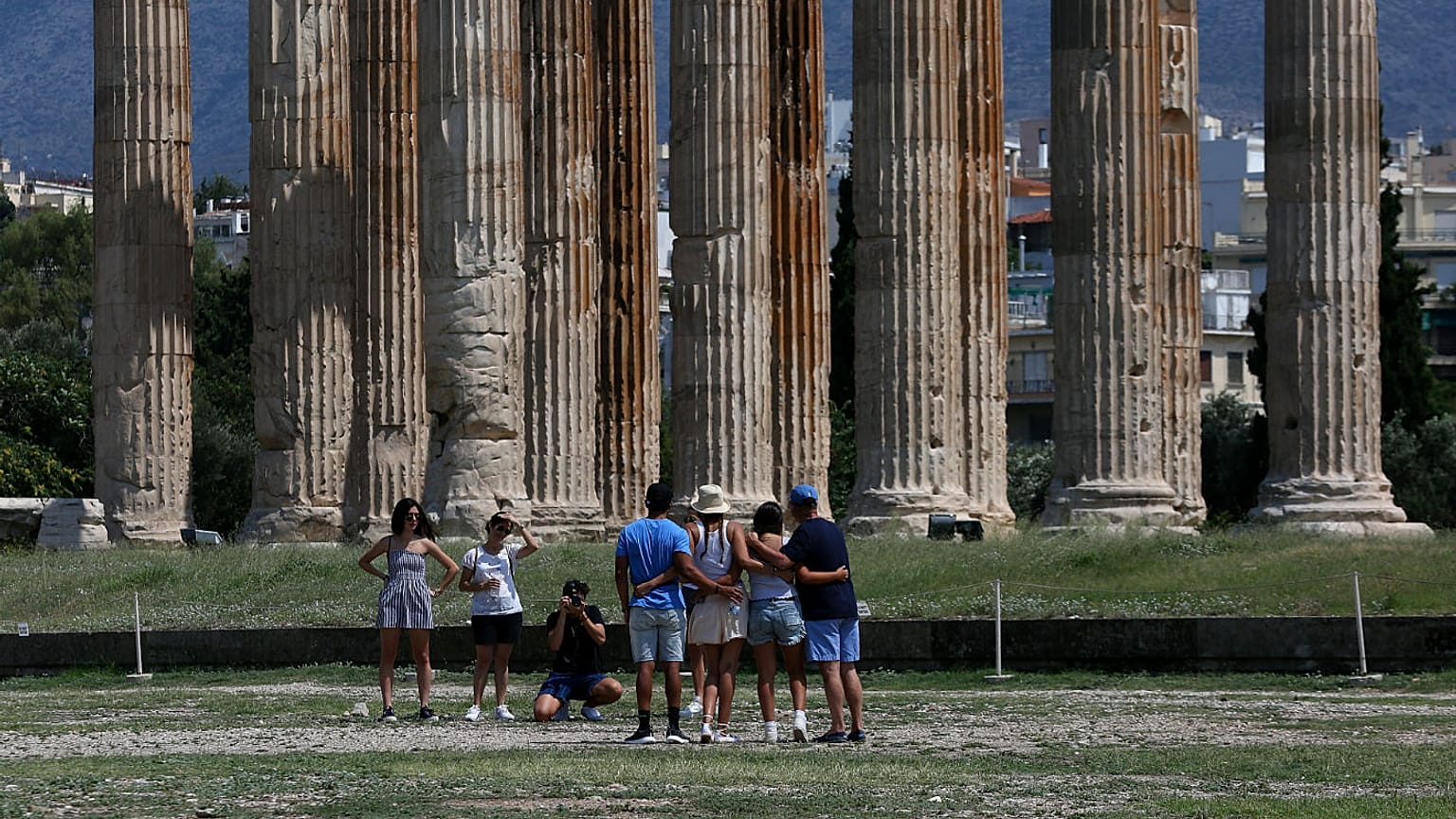 Ξεπέρασαν τα 20 εκατομμύρια οι τουρίστες στο οκτάμηνο Ιανουαρίου - Αυγούστου