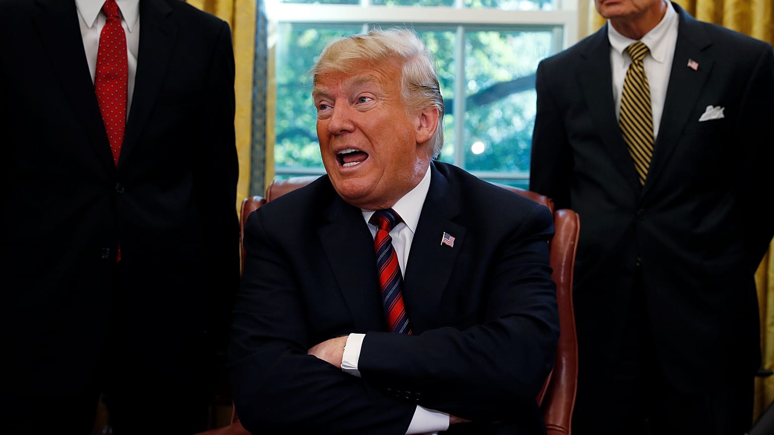 Trump afirma sin pruebas que hay terroristas en la caravana migratoria