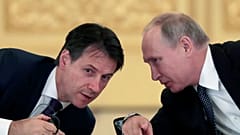 Giuseppe Conte de visita a Moscovo
