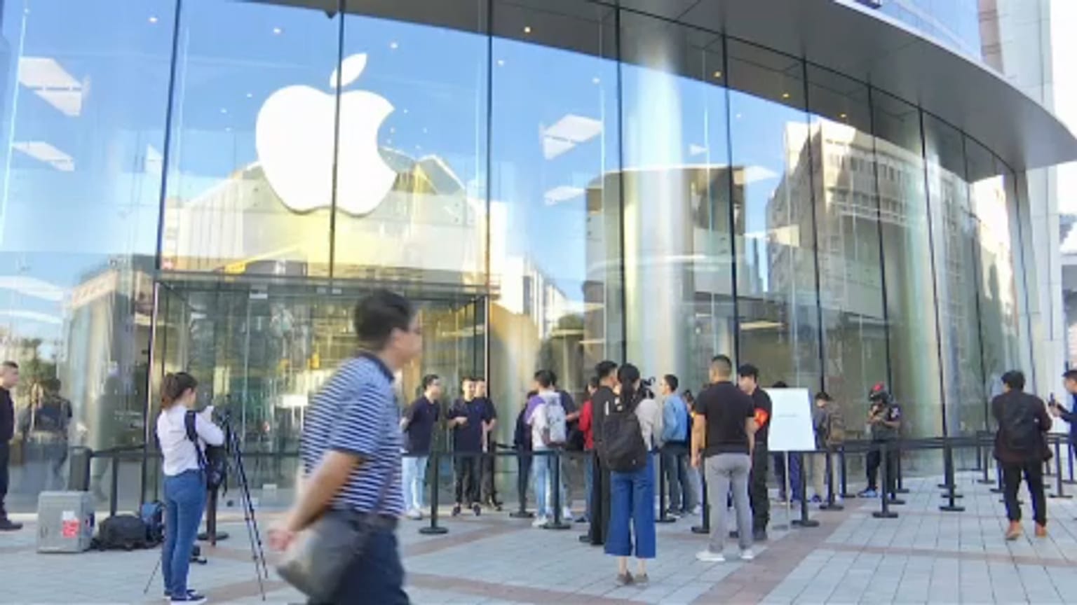 Италия оштрафовала Samsung и Apple
