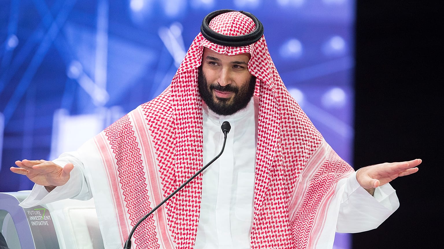 محمد بن سلمان مازحا: سعد الحريري سيبقى في المملكة ليومين