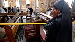 Μοναχοί και αστυνομία ήρθαν στα χέρια στον Πανάγιο Τάφο