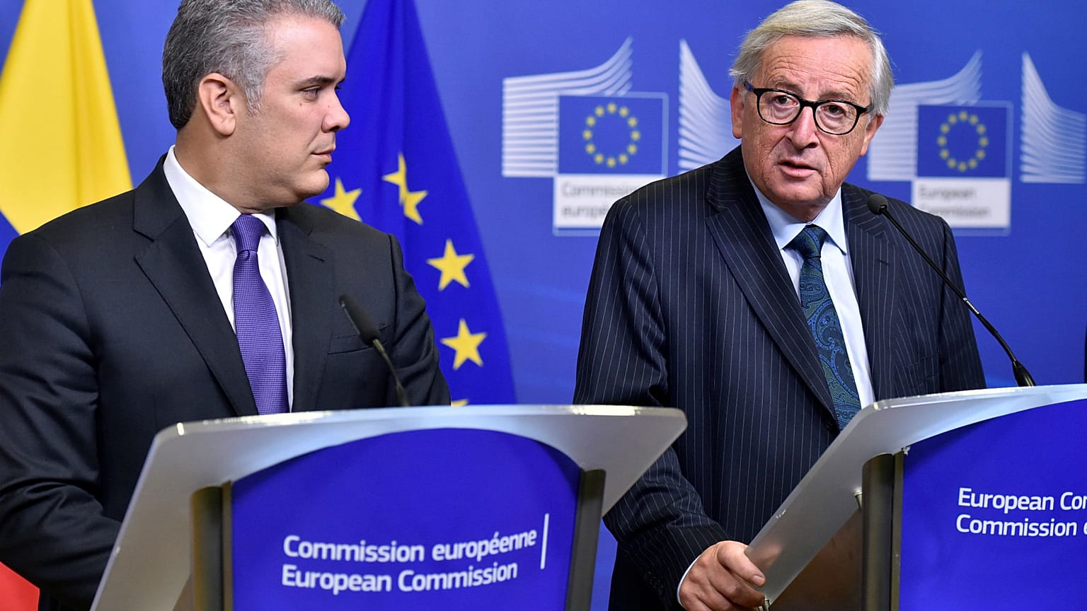 Juncker: Maduro uluslararası hukukun karşısına çıkarılmalı