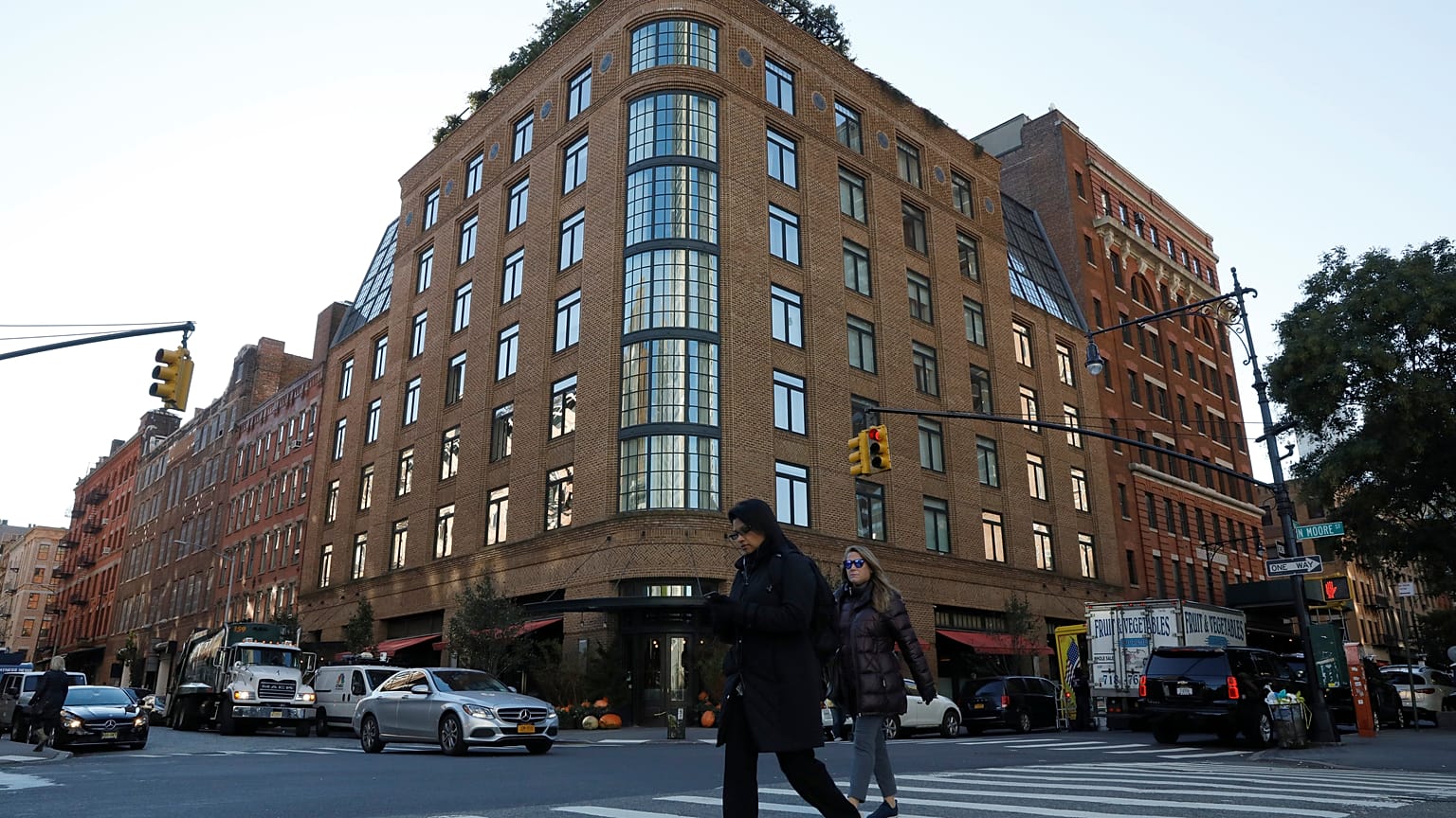 Здание Tribeca Film Center, где расположен ресторан Роберта де Ниро