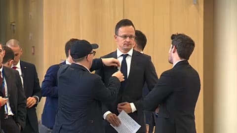 Hungary "not coordinating with Russia"