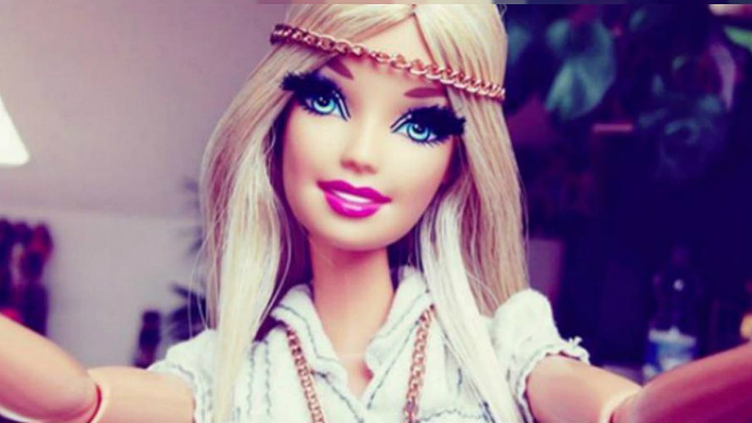La Barbie "fascionista" vota a Bolsonaro en Instagram