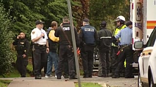 Tűzharc egy pittsburgh-i zsingagógában, nyolc halott