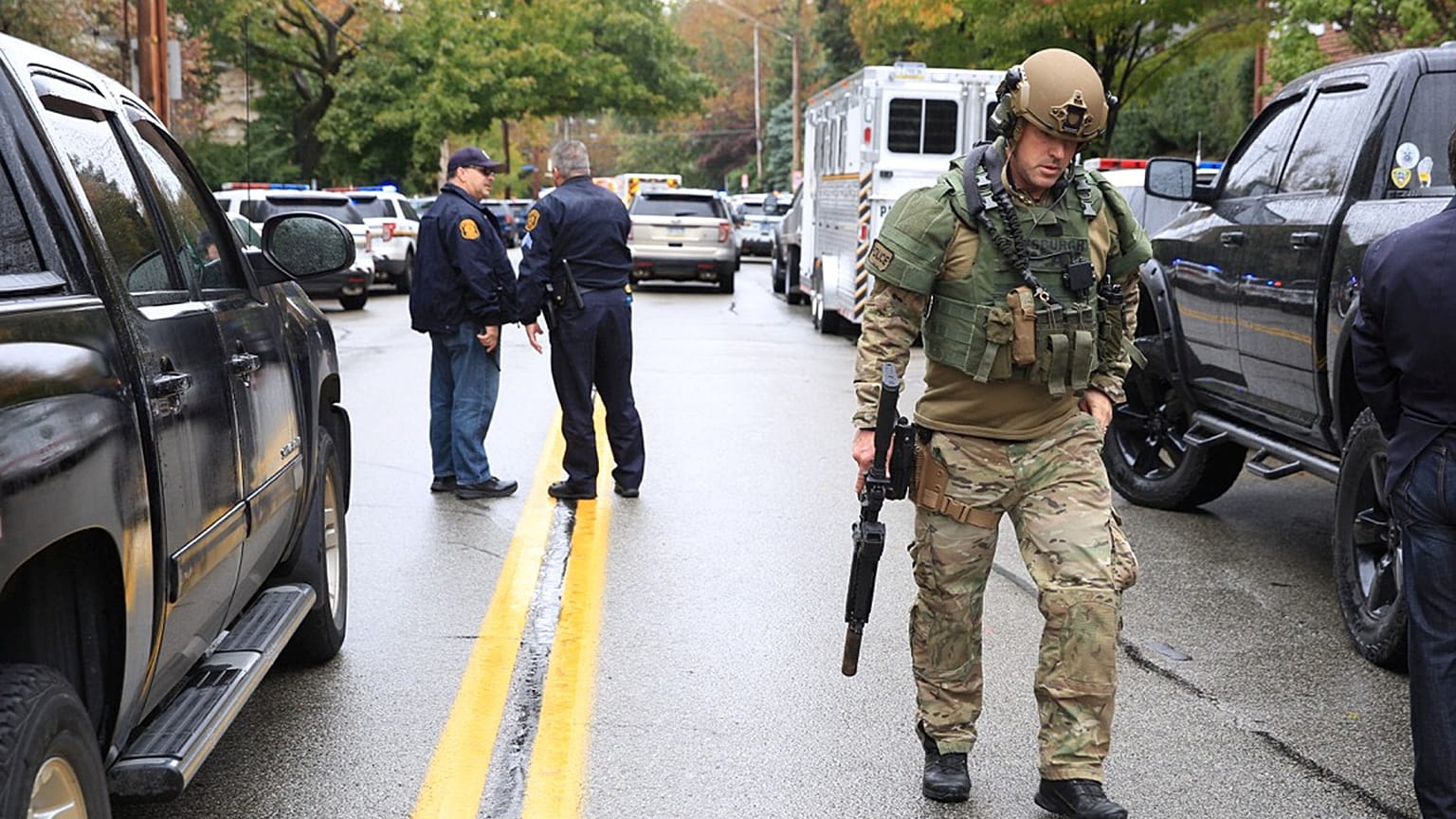 Fusillade dans une synagogue de Pittsburgh : au moins 8 morts