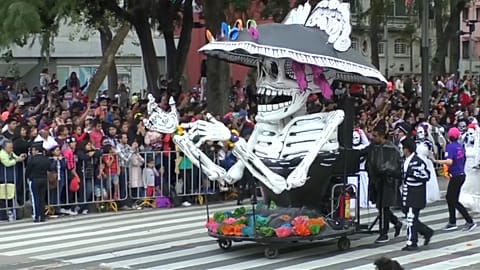 Mexico City comes alive with Day of the Dead parade