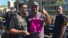 Motards alertam para o cancro da mama no Líbano