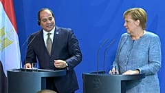 Merkel pide reformas económicas en África